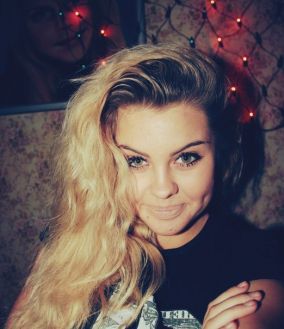 Яна проститутка интим салон Санкт-Петербурга у метро Петроградская салоны маркиза шлюхи